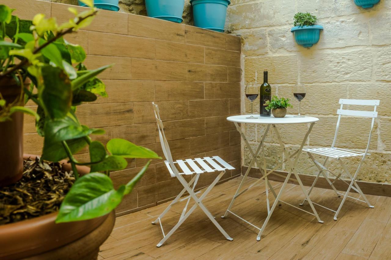 Ta' Gilard - Lovely Renovated Holiday Home Żabbar Exteriör bild